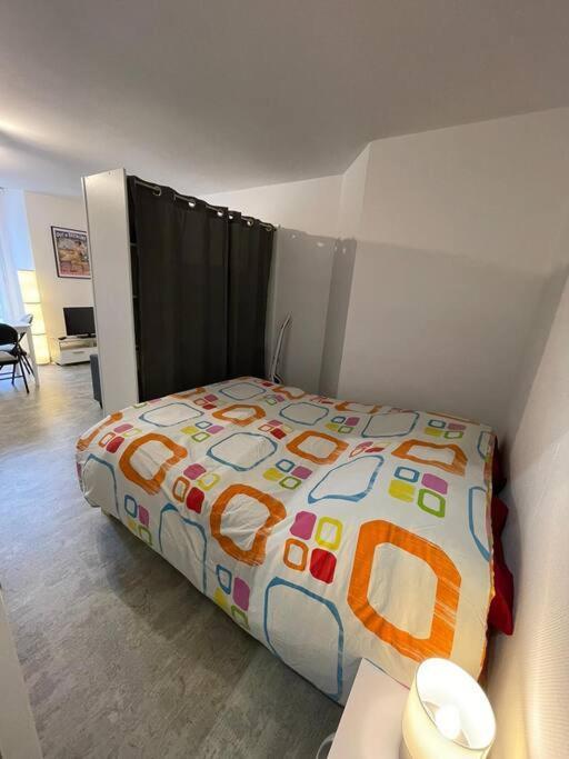 Studio Rdc Parking Prive Gratuit Doué-la-Fontaine المظهر الخارجي الصورة